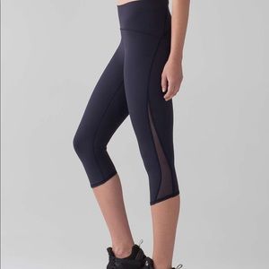 Lululemon Train Times Crop (17”)